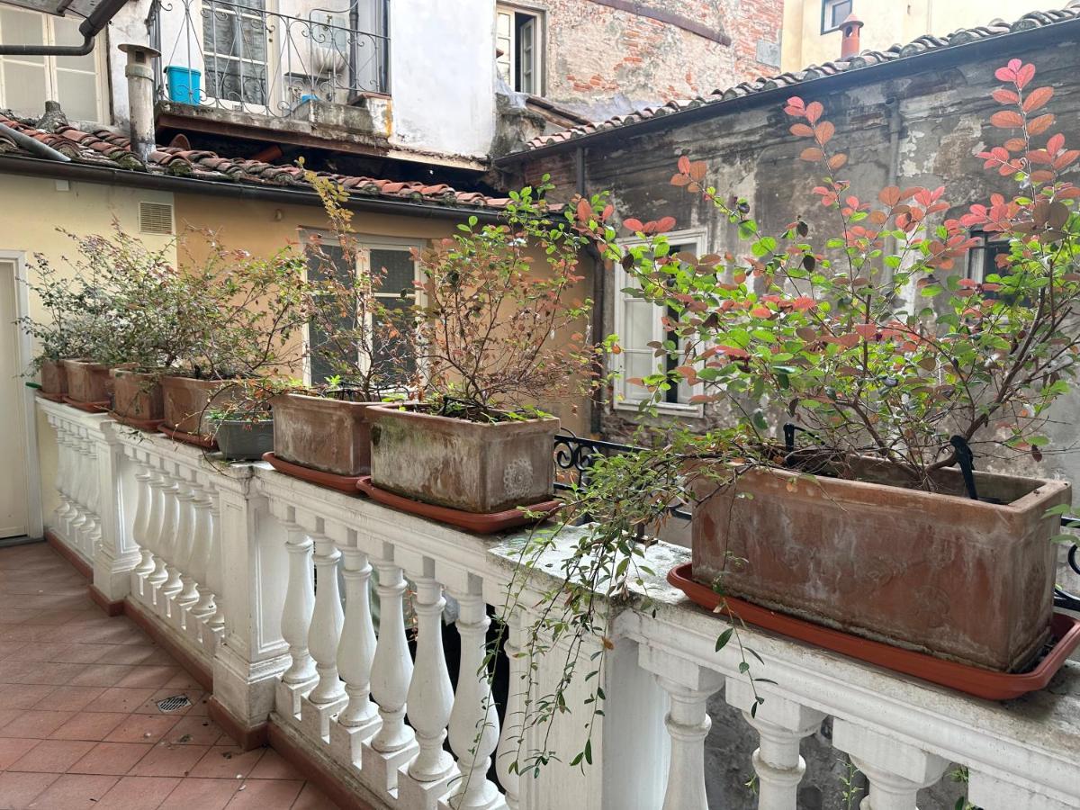 In Centro Lovely Home Лукка Экстерьер фото